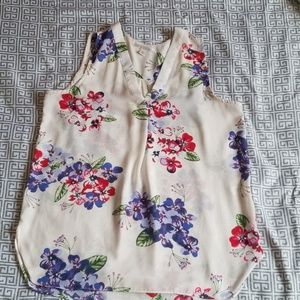 Violet + Claire Sleeveless blouse